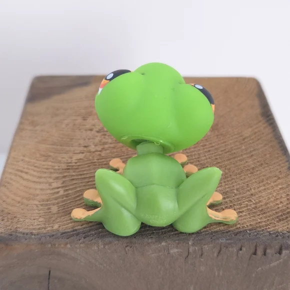 Littlest Pet Shop LPS Frog #264 Gecko #2212 - Picture 8 of 13